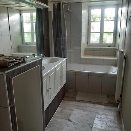 Le Loubard Hébergement de vacances